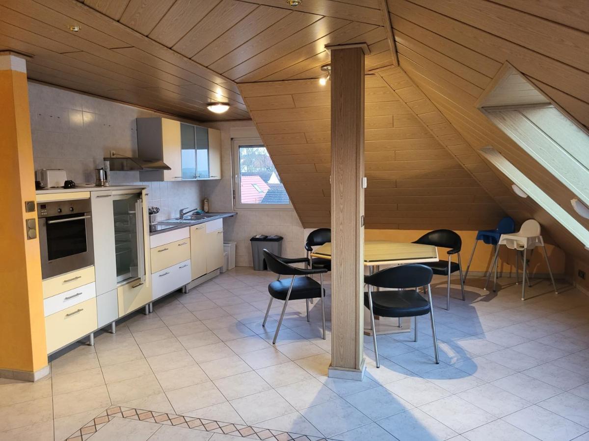 Fawiga Monteurwohnung Karben Esterno foto